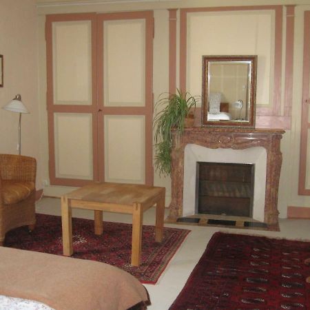 Bed and Breakfast Le Petit Bois Chateau-la-Valliere Экстерьер фото