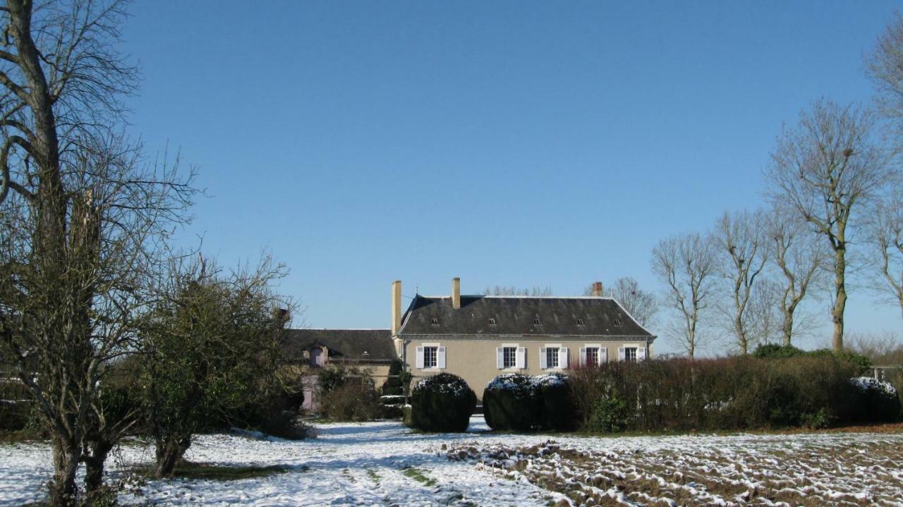 Bed and Breakfast Le Petit Bois Chateau-la-Valliere Экстерьер фото